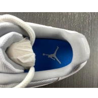 AV2187-140 Jordan Cement Air Grey Low 11 0726